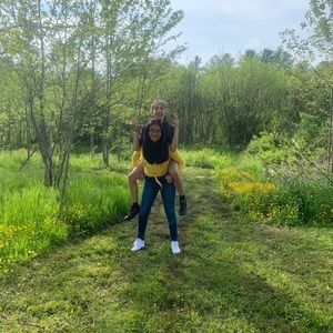 Meet your Posher, Sandy